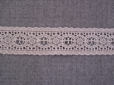 blade Garland photo