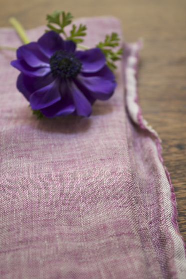 Photo LINNET Linen Double Gause Anemone