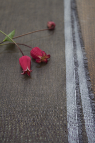 LINNET Linen chambray  chestnut brown 