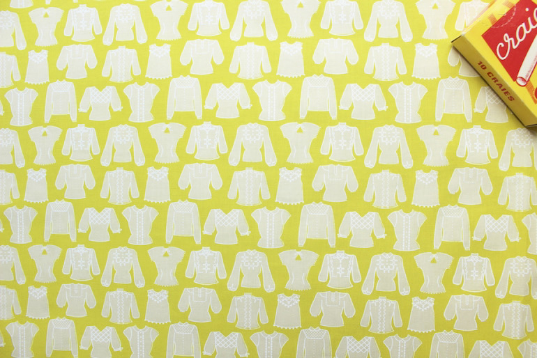 Jpi first light 3ブラウス
<br />イエロー