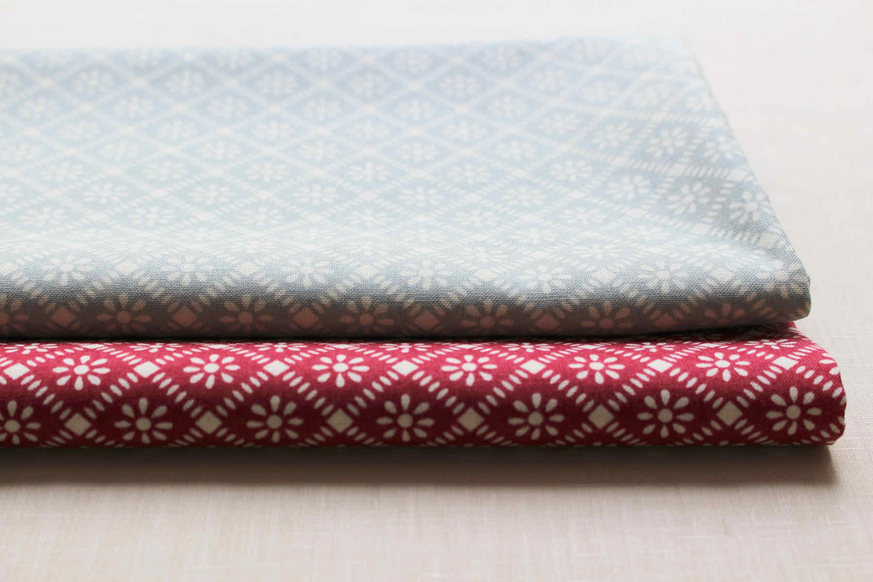 Jpi La Vie Boheme モラヴィア45度チェック<br />フレンチレッド