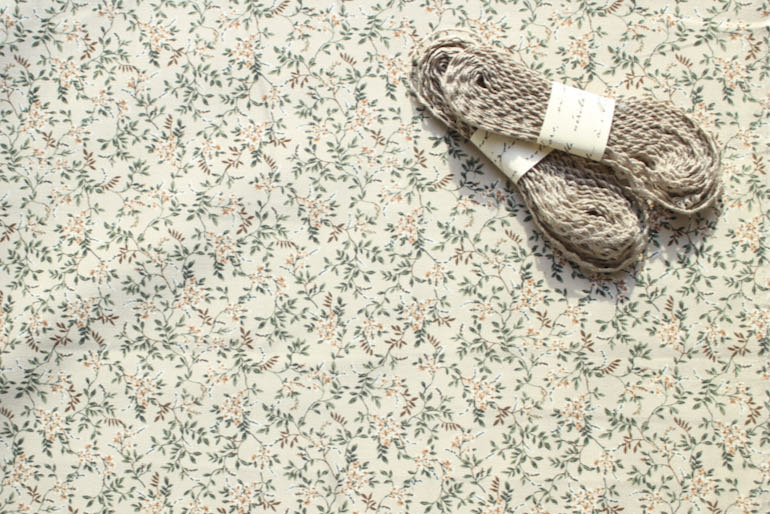 JP小さな花コール天<br />ベ-ジュ