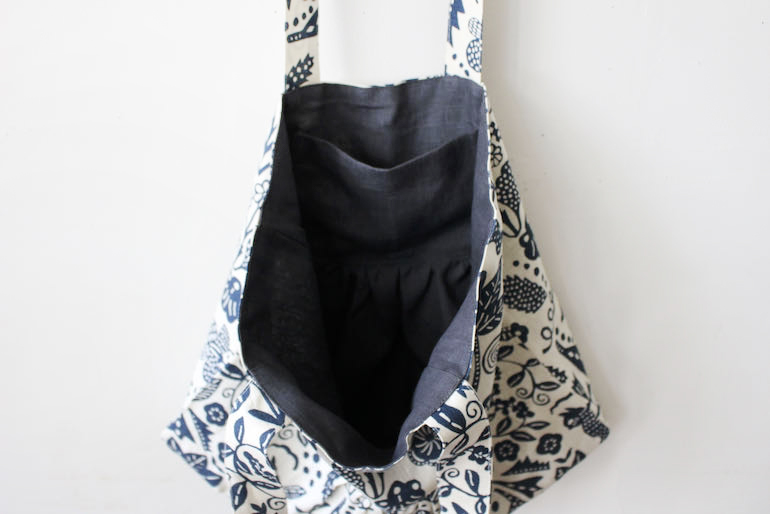  No.97 四角いヨークのトートバックセット<br />明るい外へ 黄×群青