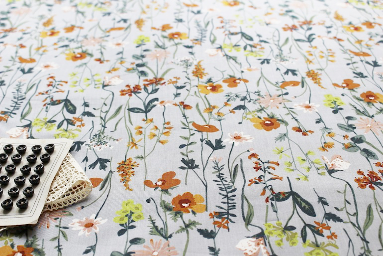 Jpコットン綾織フラワー<br />オレンジ