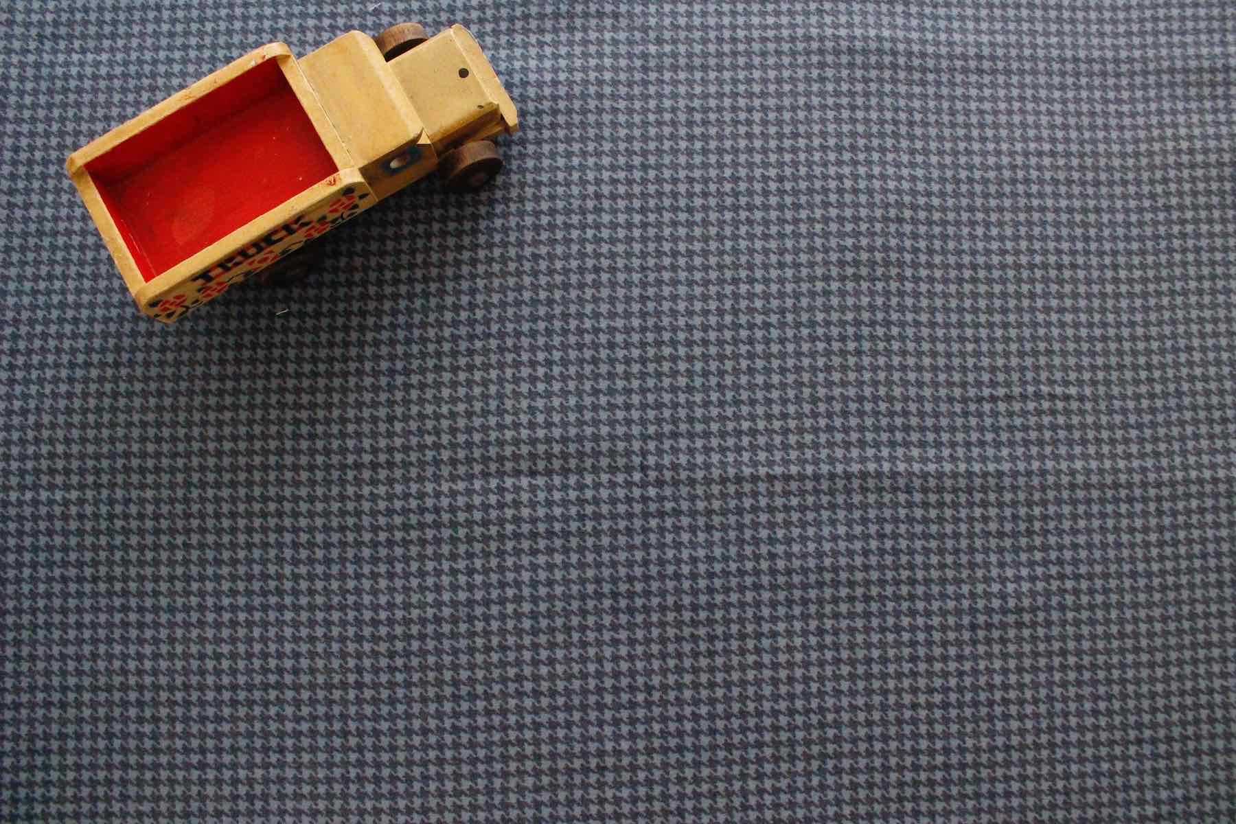 Jpi 青い湖のフランネル　ハウンドツース<br />ナイトスカイ