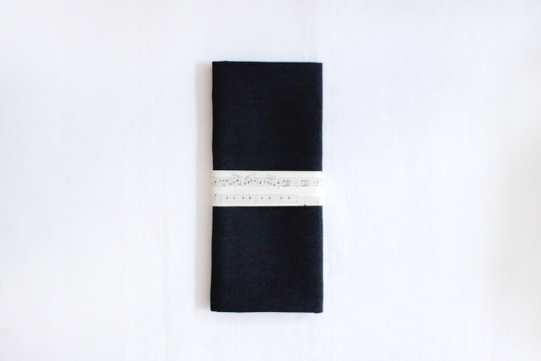 LINNET リネンシクラシックV2.240×45cm　カットクロス<br />ブラックオニキス