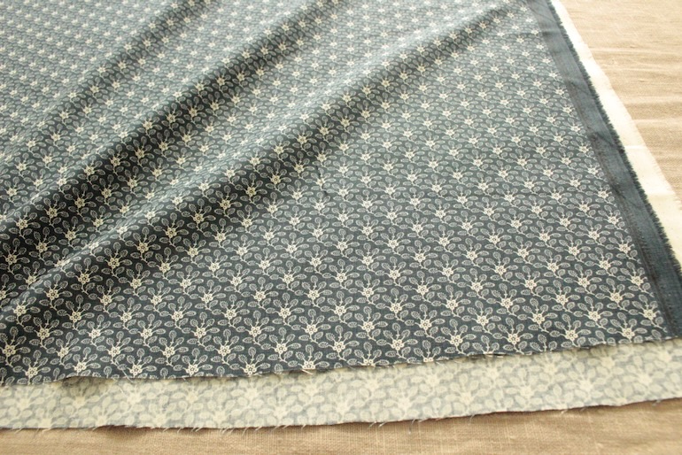 Sacre Blue　French General <br />小花　インディゴ
