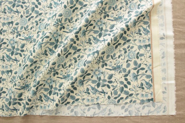 Sacre Blue　French General <br />花と鳥