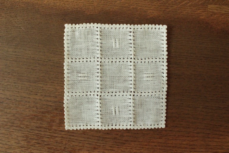 たなかあゆみ2025<br />刺繍11白