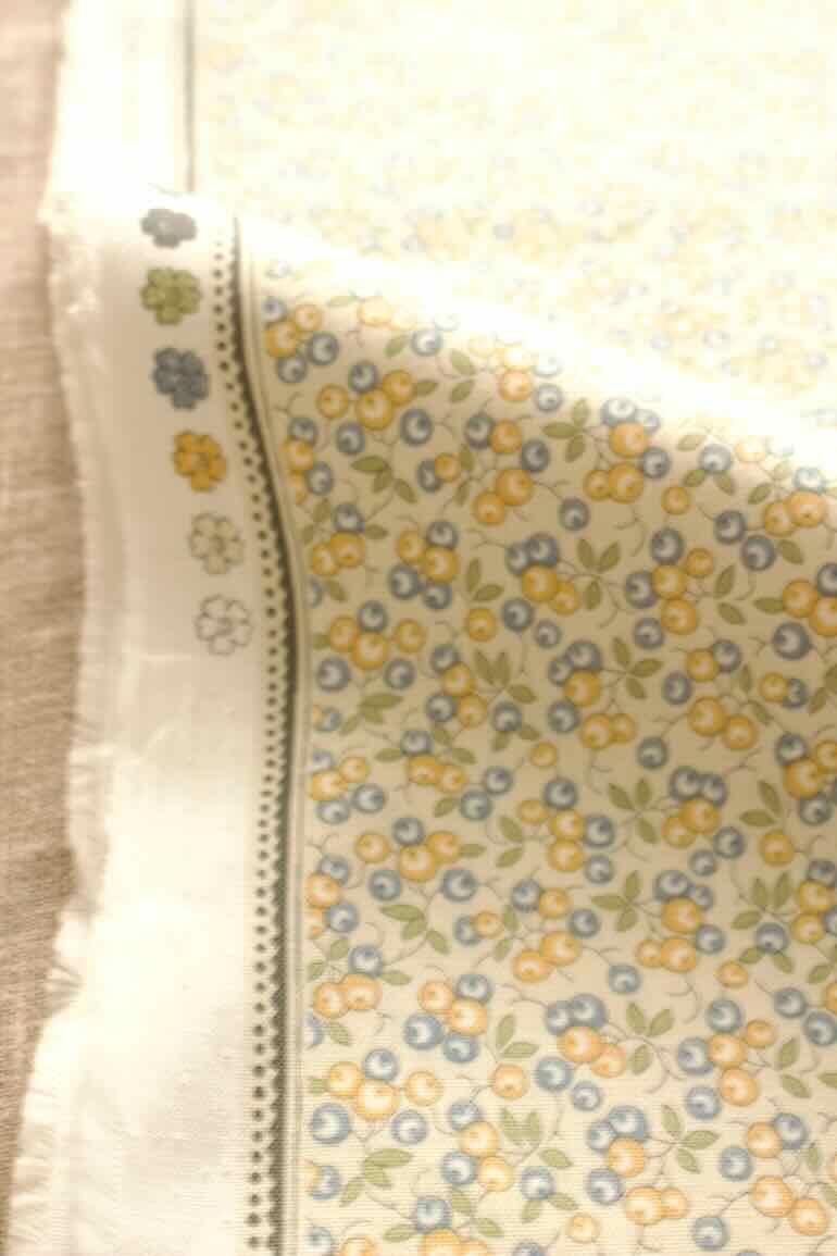 Ji フレンチジェネェラル 小さな実<br />アイボリ-