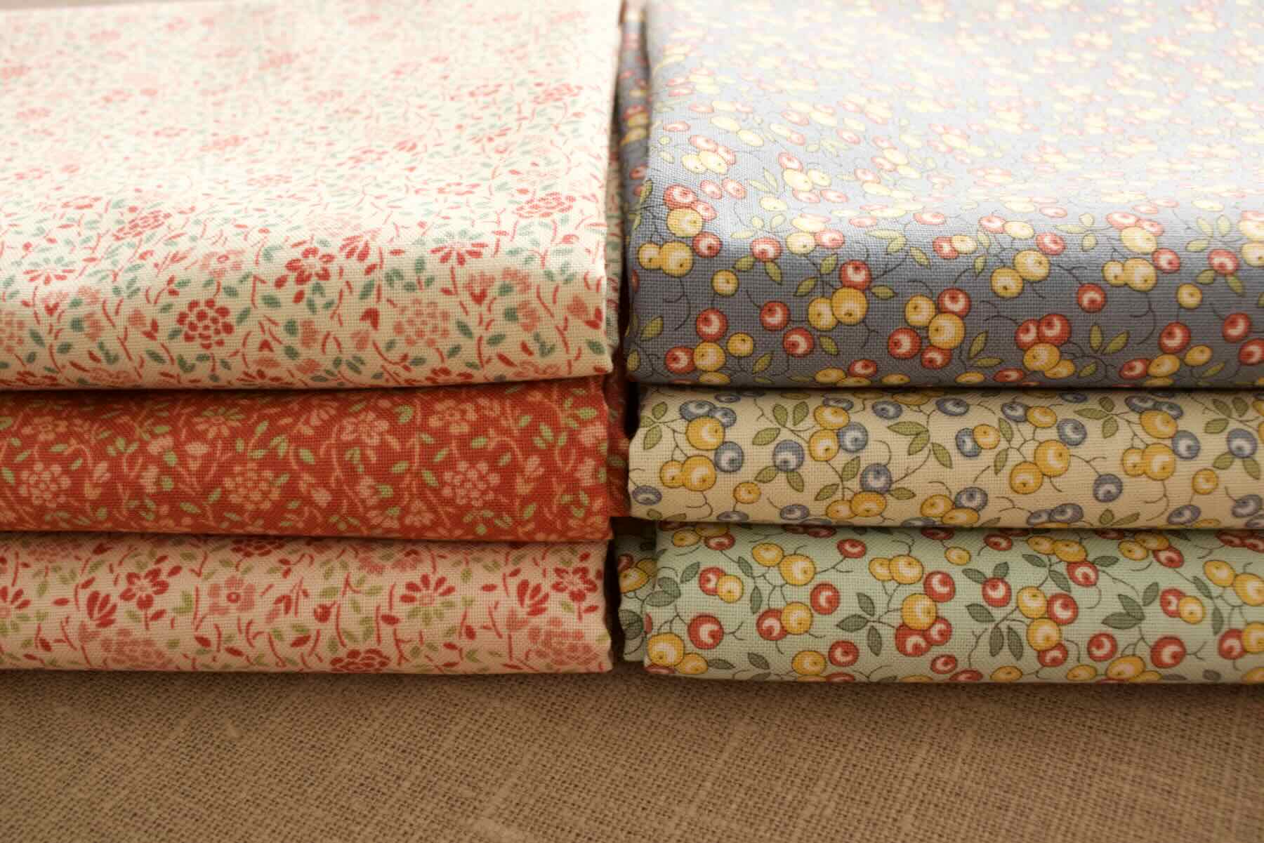 Ji フレンチジェネェラル 流れる花<br />赤