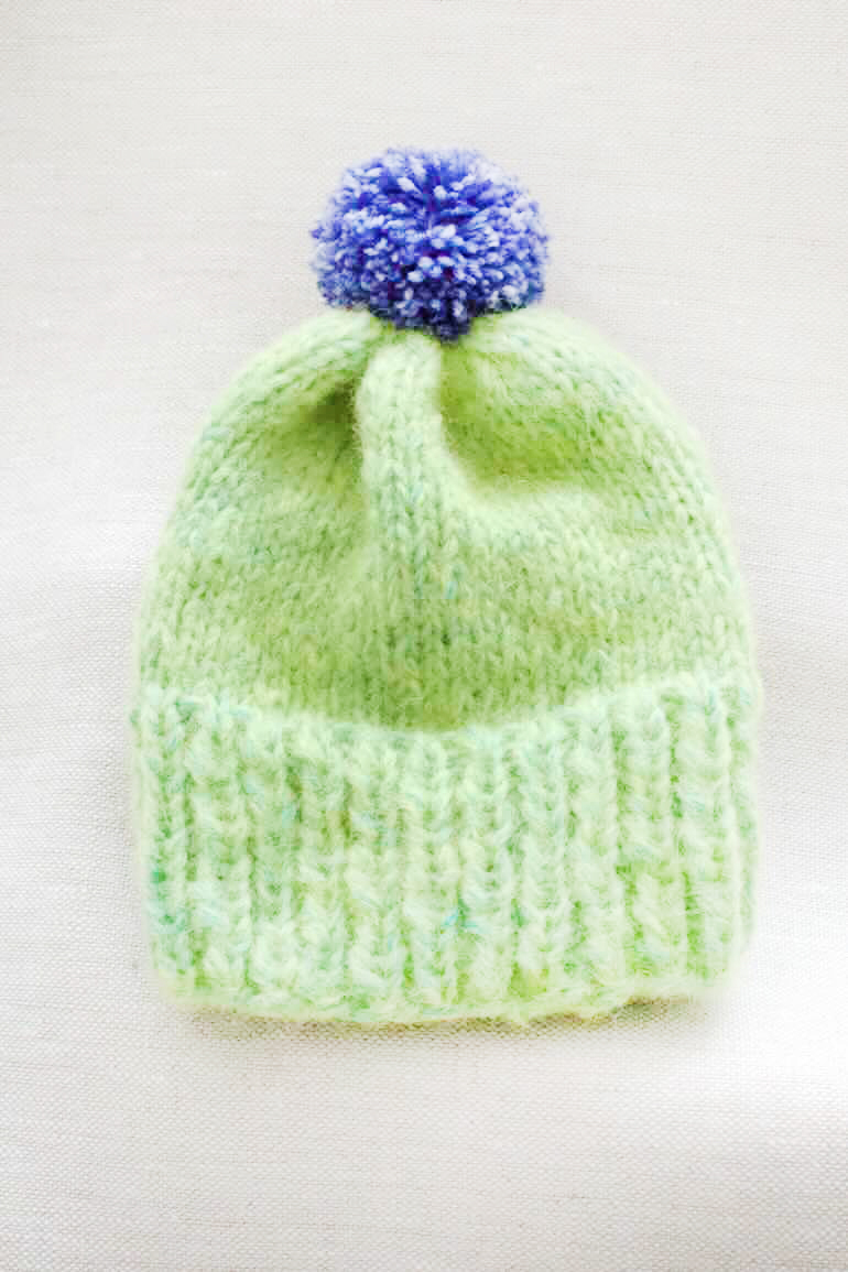 DaKawaiiDolls-14　帽子2026<br />1ポンポン付きニット帽1