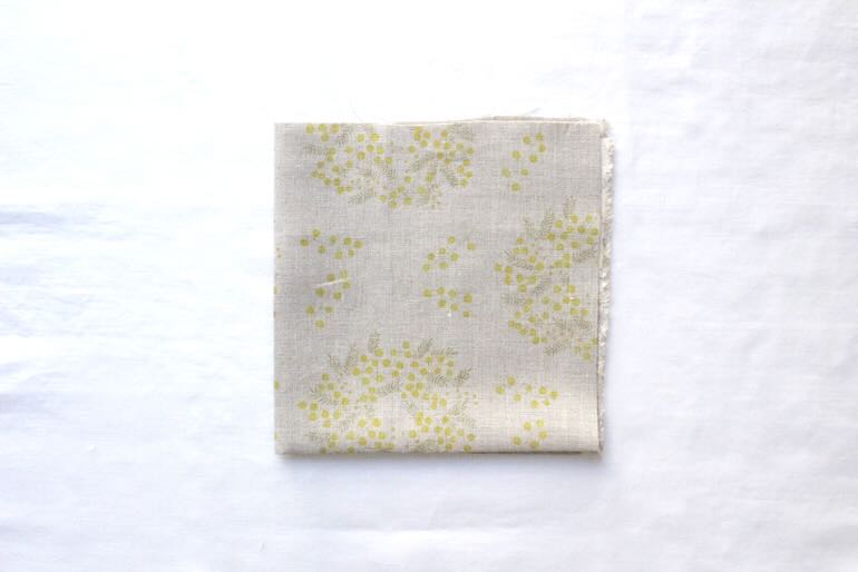 リネンプリントカットクロス35cm×35cm<br />ミモザFlax