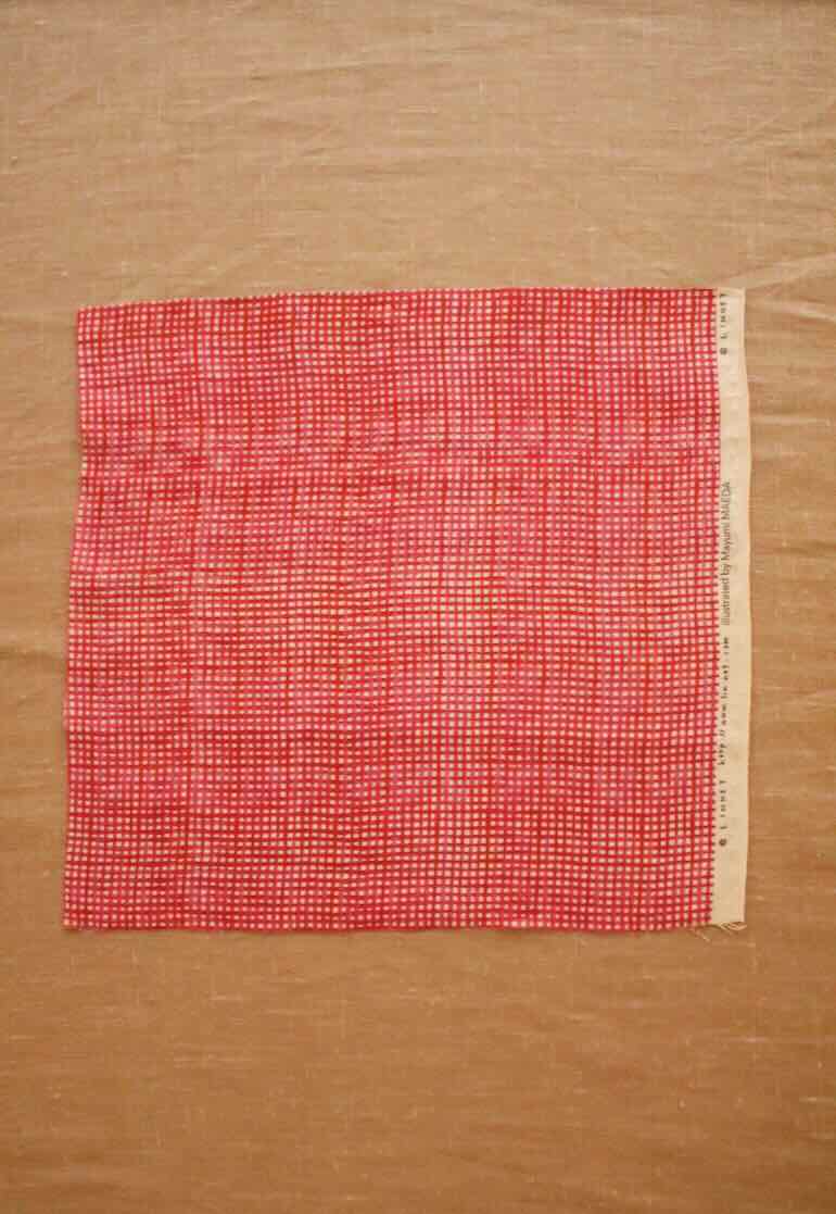 リネンプリントカットクロス35cm×35cm<br />水彩チェック　赤