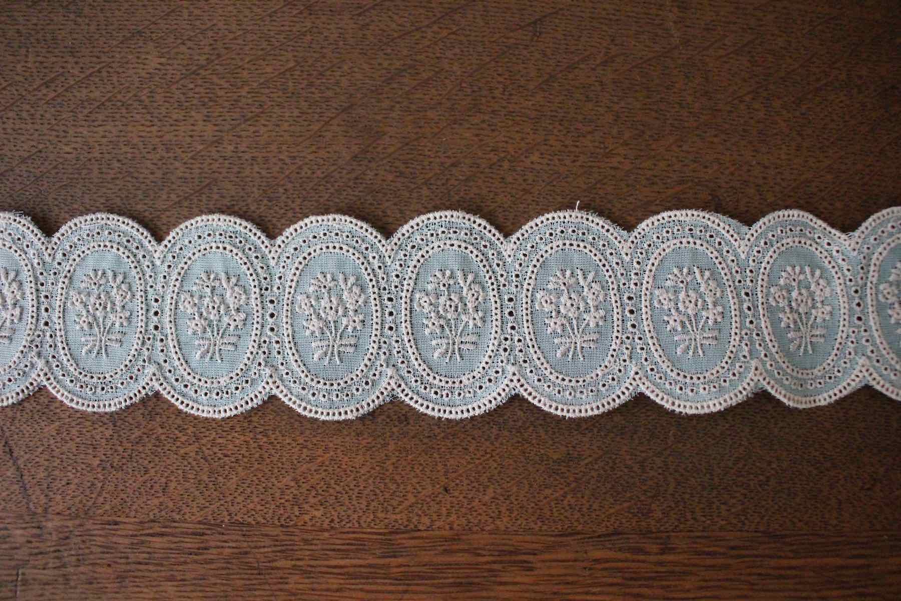 F刺繍スカラップブレード　ブーケ Co<br />セ-ジ