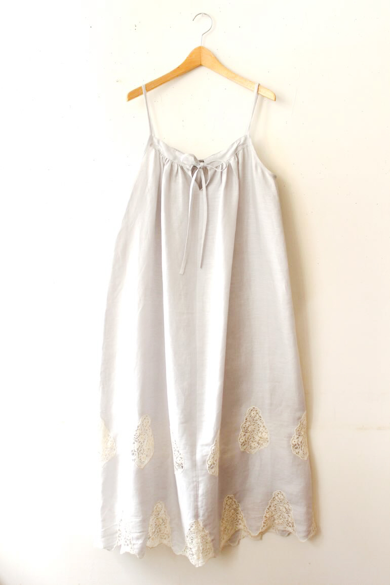 PDNo.111キャミソールロングドレス<br />F刺繍ファブリックエルザラベンダ-グレ-