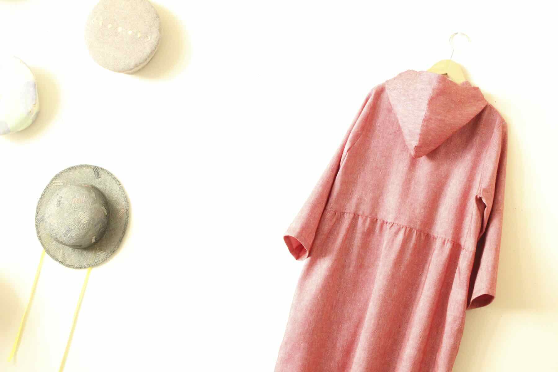 DNo.120 フード付きワンピース　リネンウール<br />OXチェリ-レッド