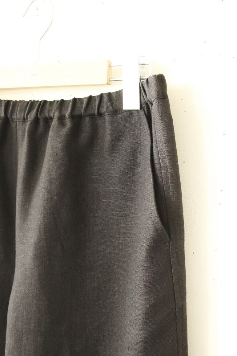 PD  No.125ポケット付き七分丈パンツ<br />アンソレイエブラック