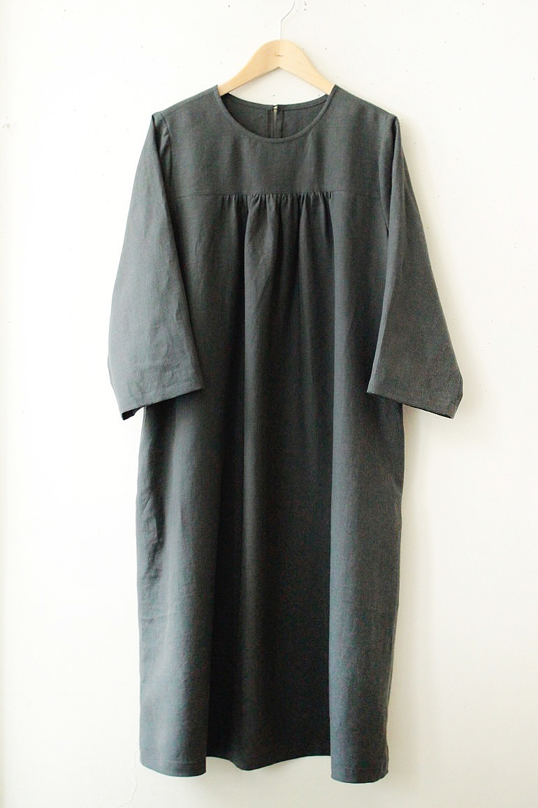 リゼッタ リネン 100% ギャザー ロングワンピース グレー 日本製 楽天市場】【黒染】 リゼッタ Lisette リネンギャザー切替