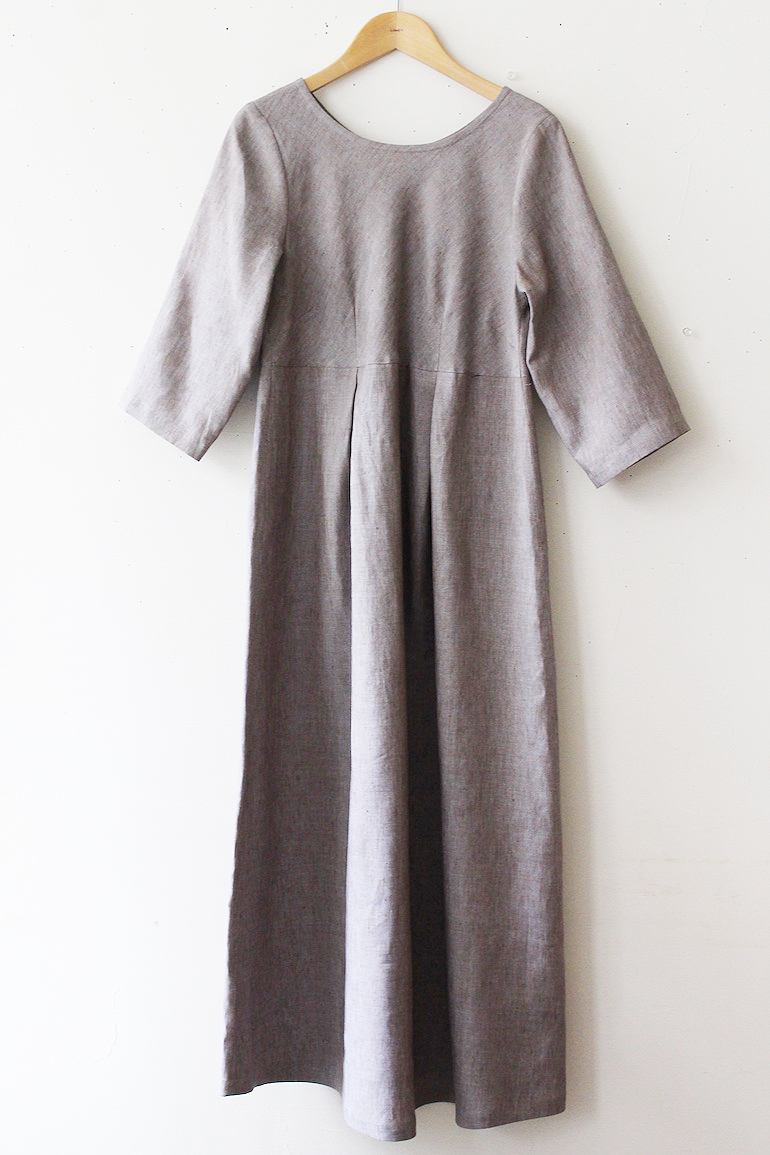 PD_No.34ボックスプリーツワンピース　七分袖<br />シャンブレイブル-シェ-ド