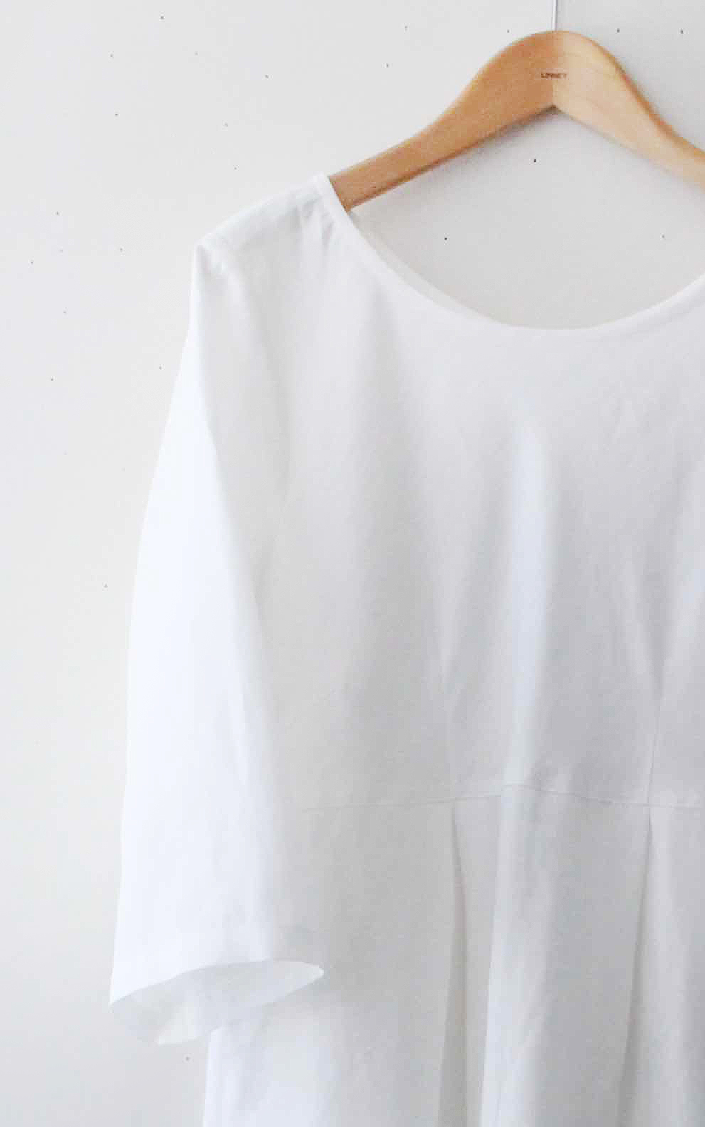 PD_No.34ボックスプリーツワンピース<br />クラシックスノ-ホワイト