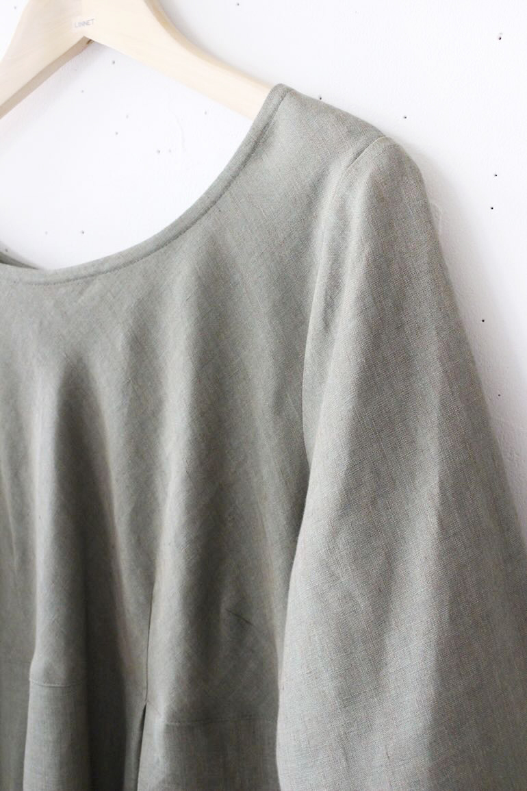 PD_No.34ボックスプリーツワンピース　七分袖<br />シャンブレ-アンティ-クグリ-ン