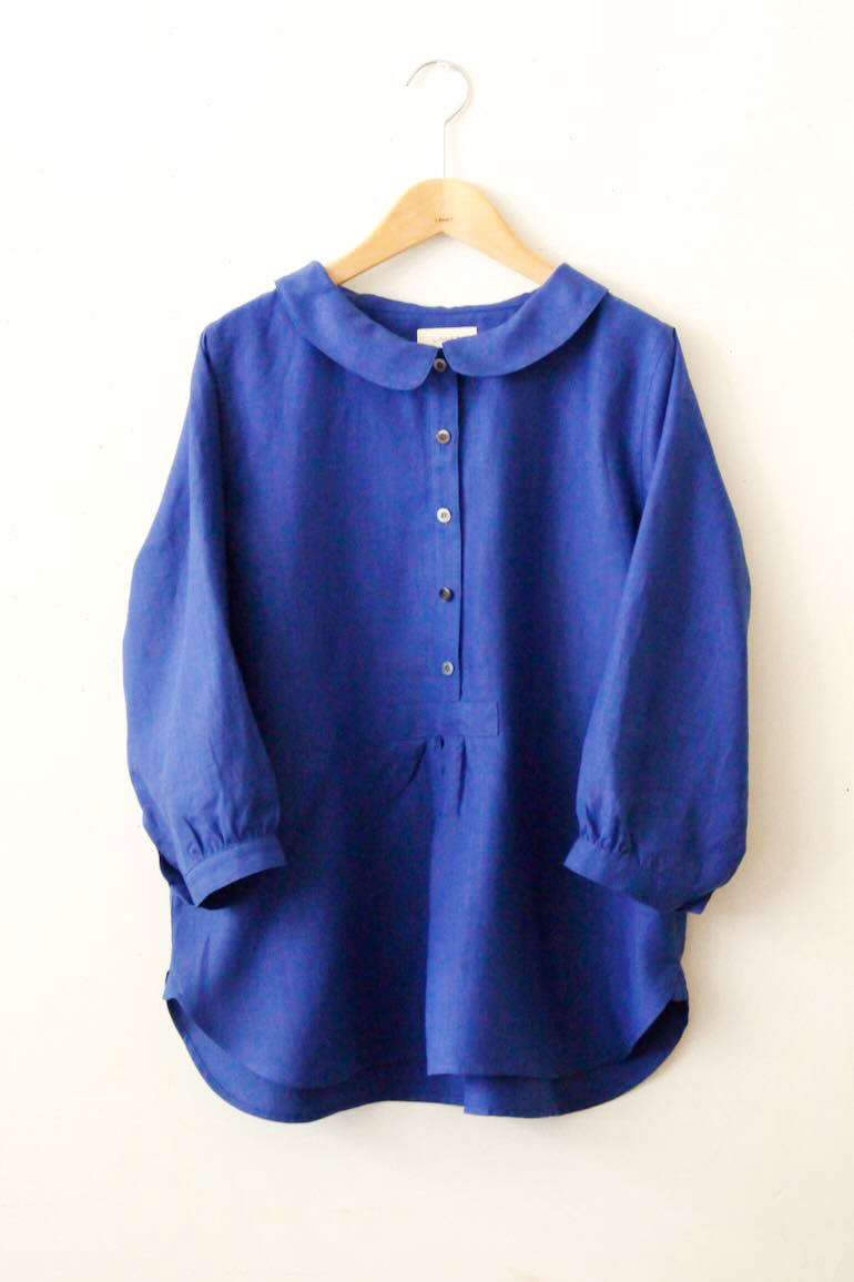 製品No.64フラットカラーブラウス
