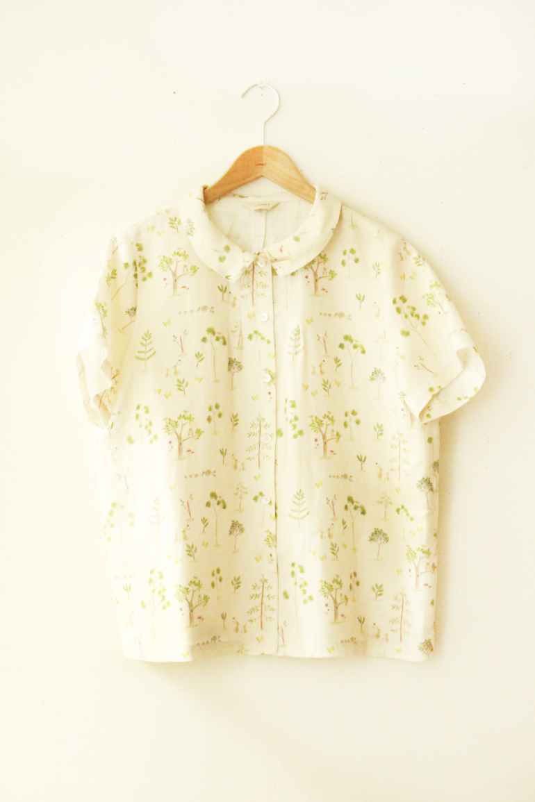 製品No.94小さなタックブラウス