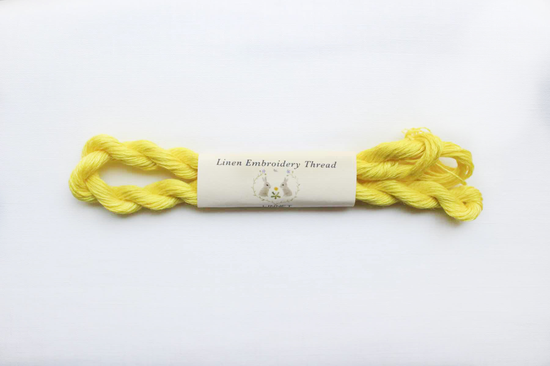 リネン刺繍糸カラー24m25番相当<br />イエロ-