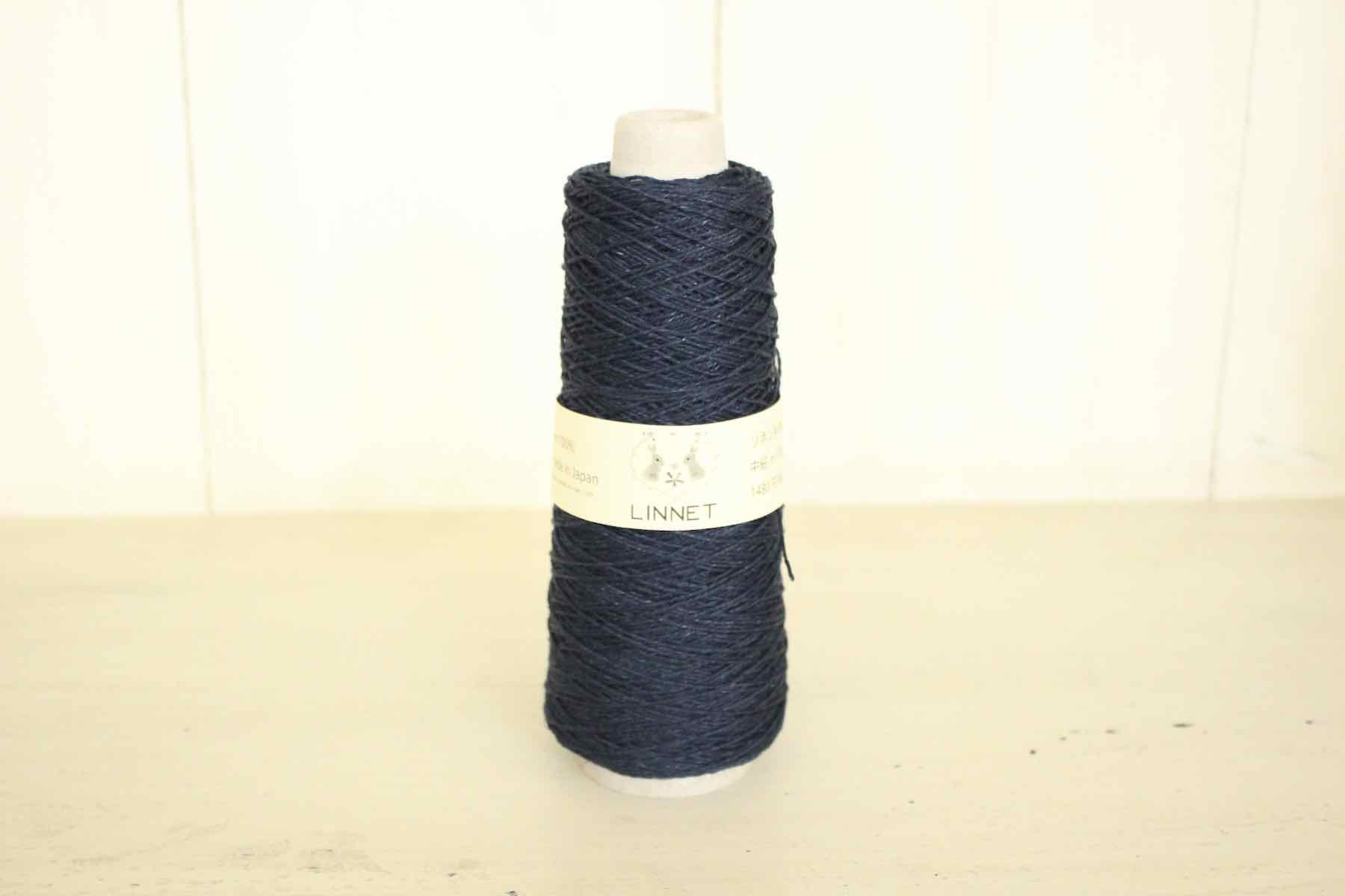 リネン糸　中細　約250m/100g<br />群青