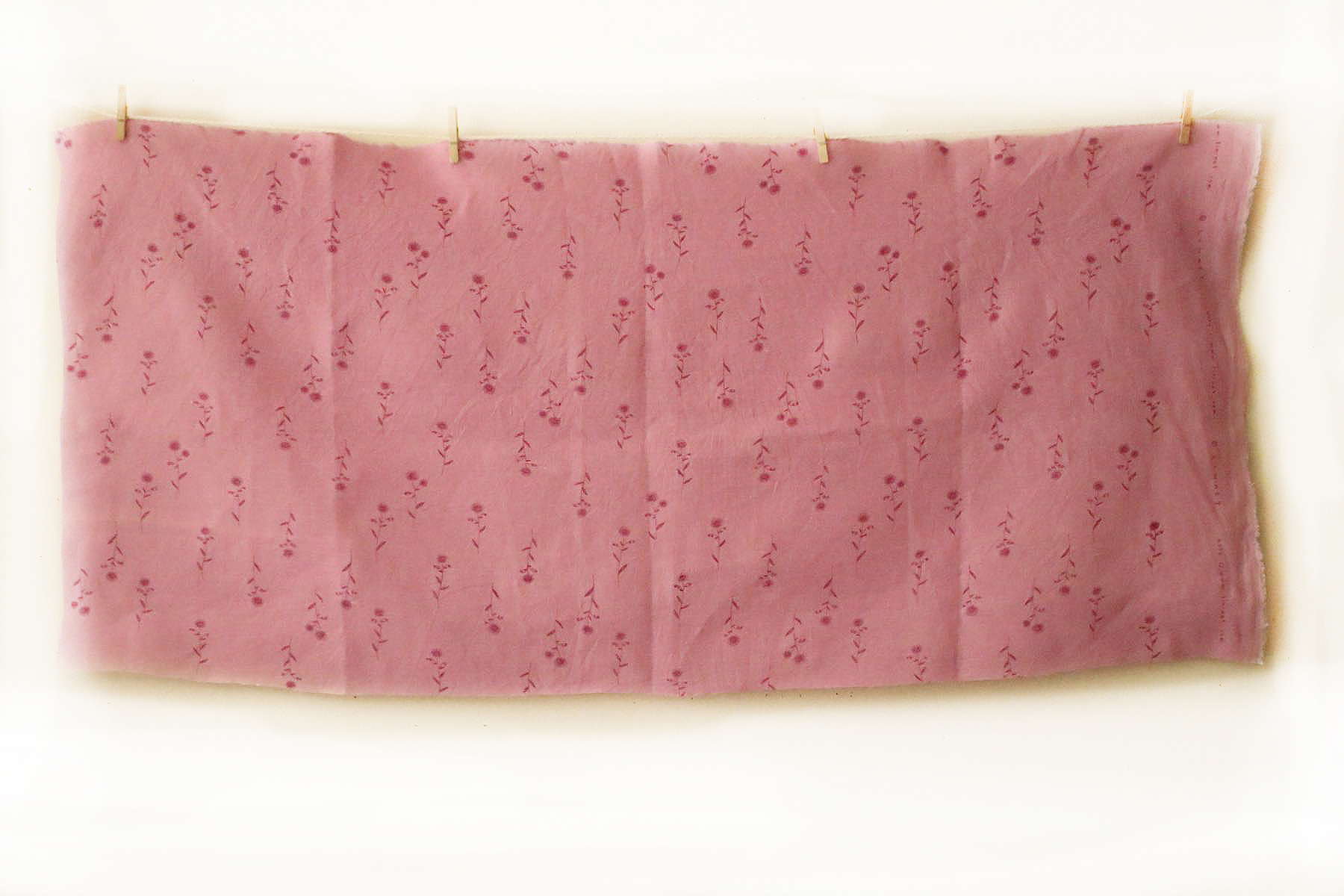 LINNETリネンプリント ハルジオン　<br />ピンク