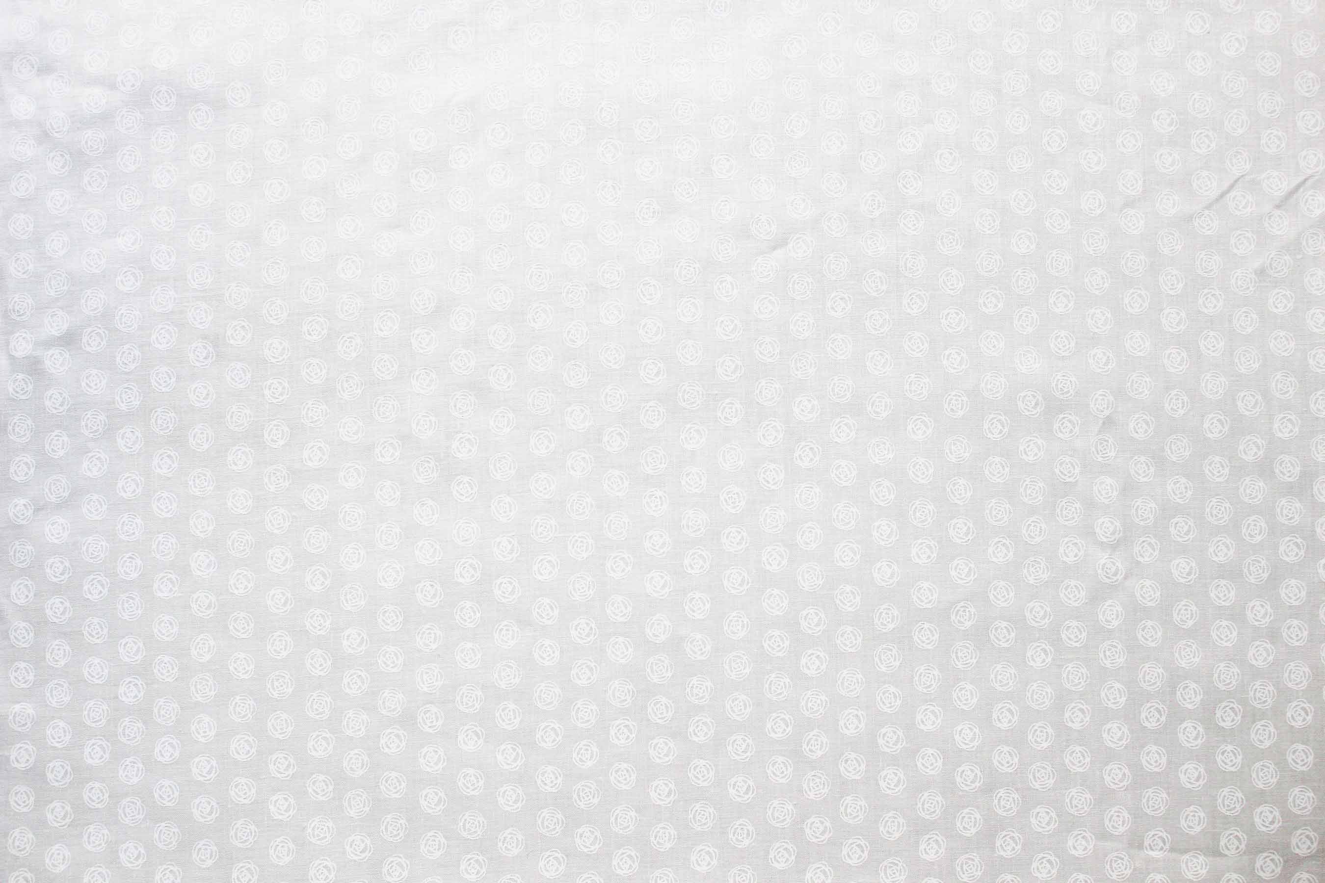 LINNET リネンプリント ローズドット<br />白×白