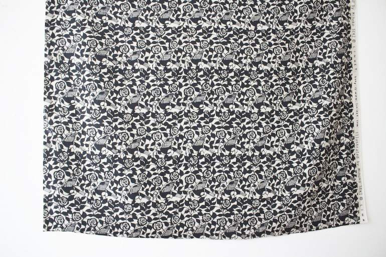 LINNET リネンプリント 薔薇と鳩<br />Flax×黒