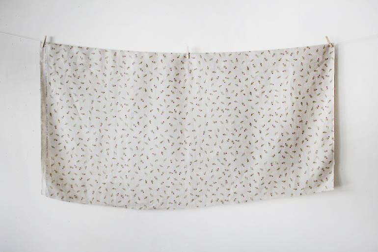 LINNET リネンプリント 薔薇つぼみ<br />Flax