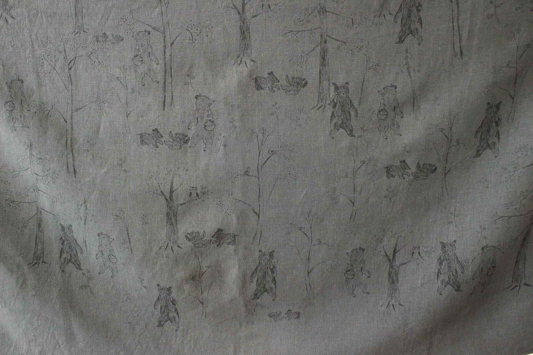 LINNET リネンプリント カムチャツカの森2<br />墨黒×黒