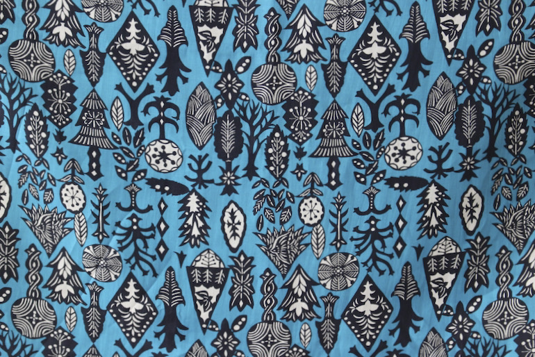 LINNET リネンプリント 森の光<br />青