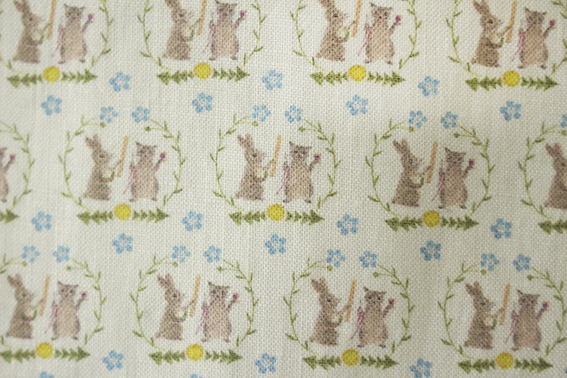 LINNET リネンプリント　うさぎ猫エンブレム<br />白