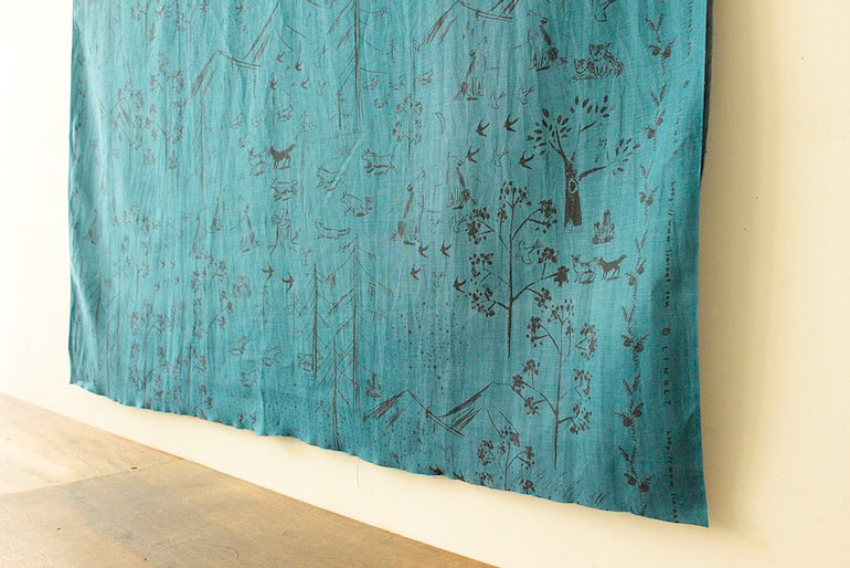 LINNET リネンプリント バンド オブ コヨーテ<br />薄藍×焦茶