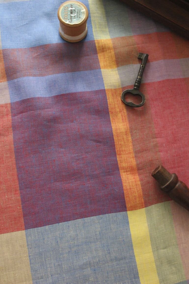 細番手リネンラージチェック　色多彩<br />ブル-