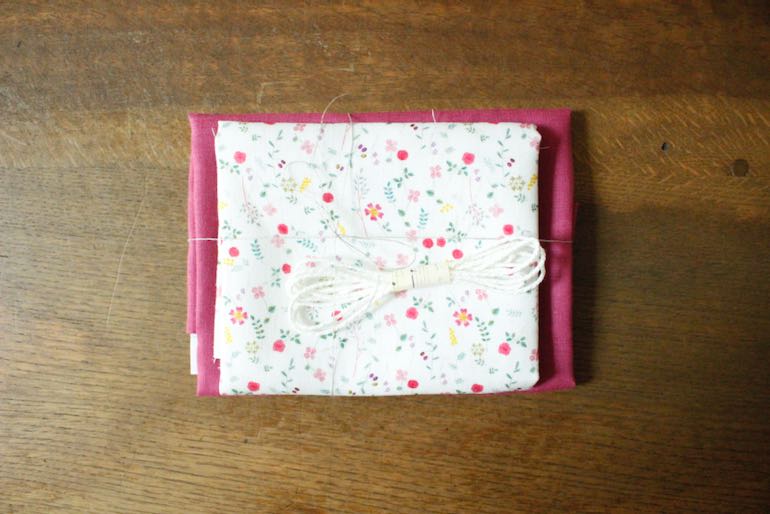 コテージガーデンの巾着セット<br />白