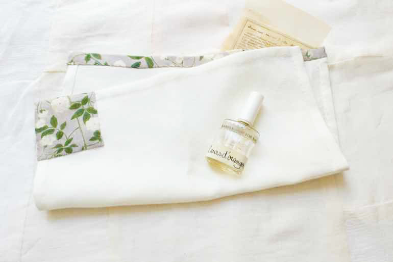 パイピングリネンハンカチセット<br />オ-ガニックリネンW+モッコウバラシルバ-グレ-